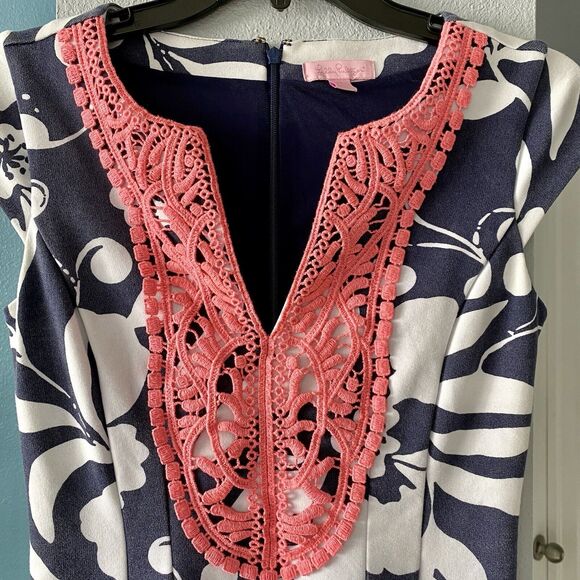 Lilly Pulitzer Briella Fit & FlareCap Sleeve Floral Navy Blue and White Dress XS - Picture 7 of 10